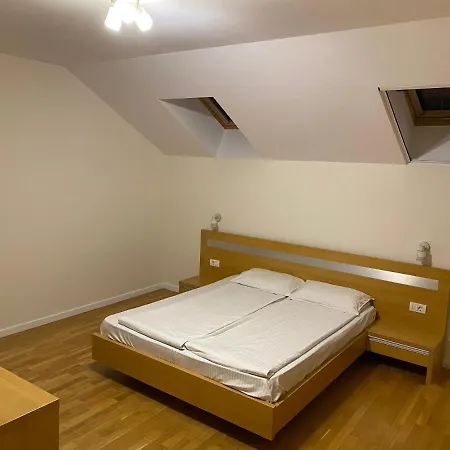 Gaga 3 Apartment