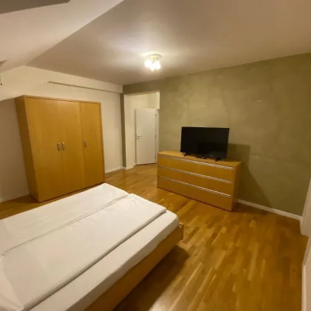 Gaga 3 Apartment *
